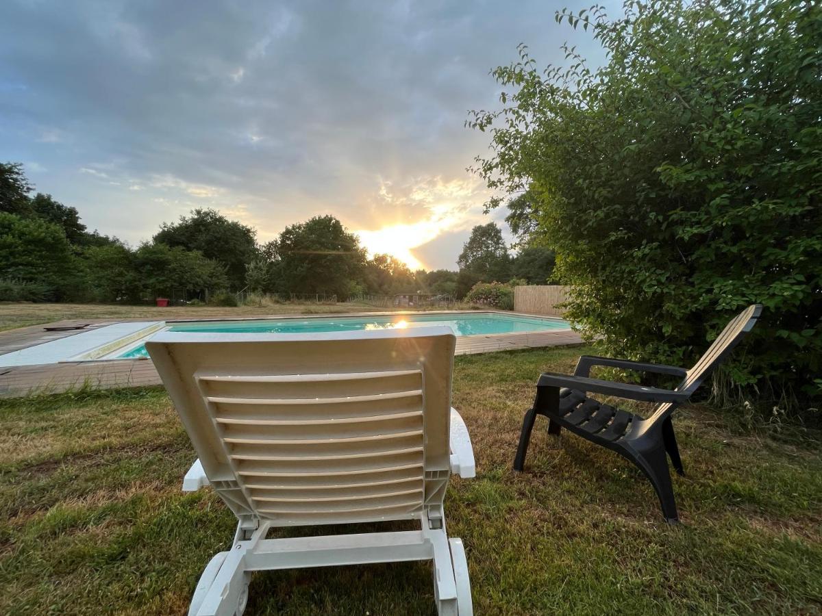 Maison Perigord Vert Piscine Et Spa La Roche-Chalais Екстер'єр фото
